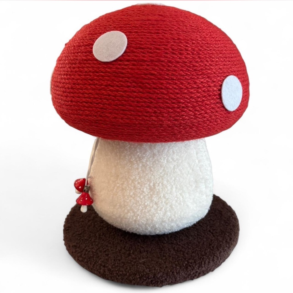 Happy & Polly 🍄 mushroom cat scratching post 🐈